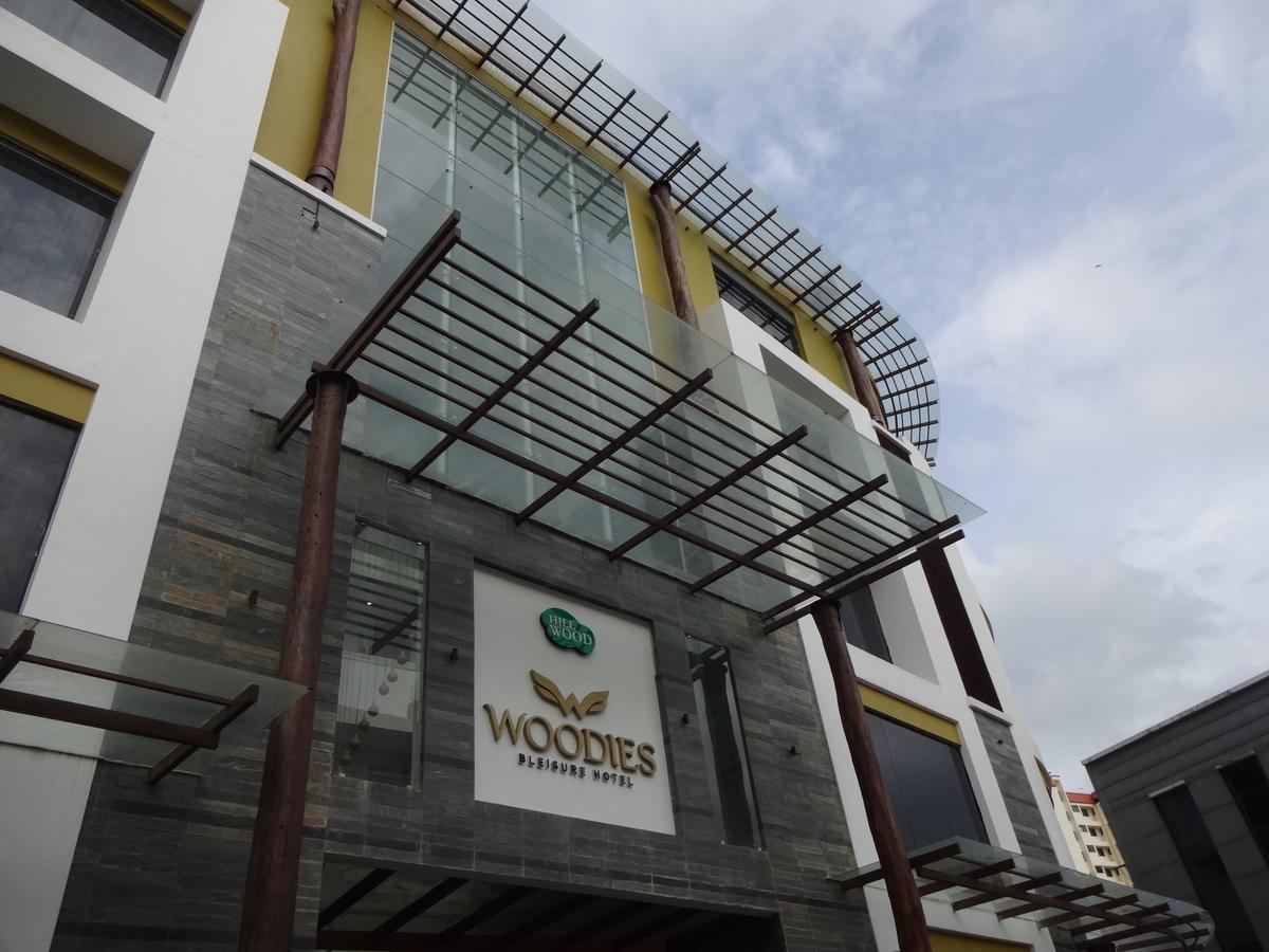 Woodies Bleisure Hotel Kozhikode Exterior foto